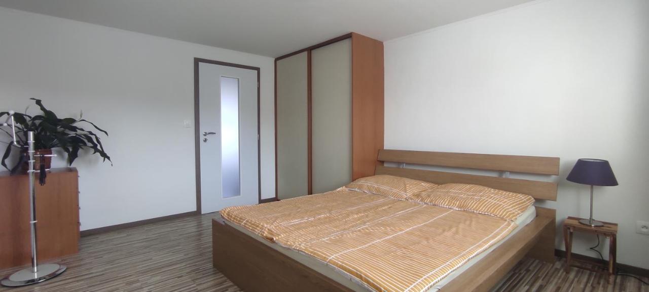 Apartman S Vyhladom Na Bojnicky Zamok Bojnice Luaran gambar