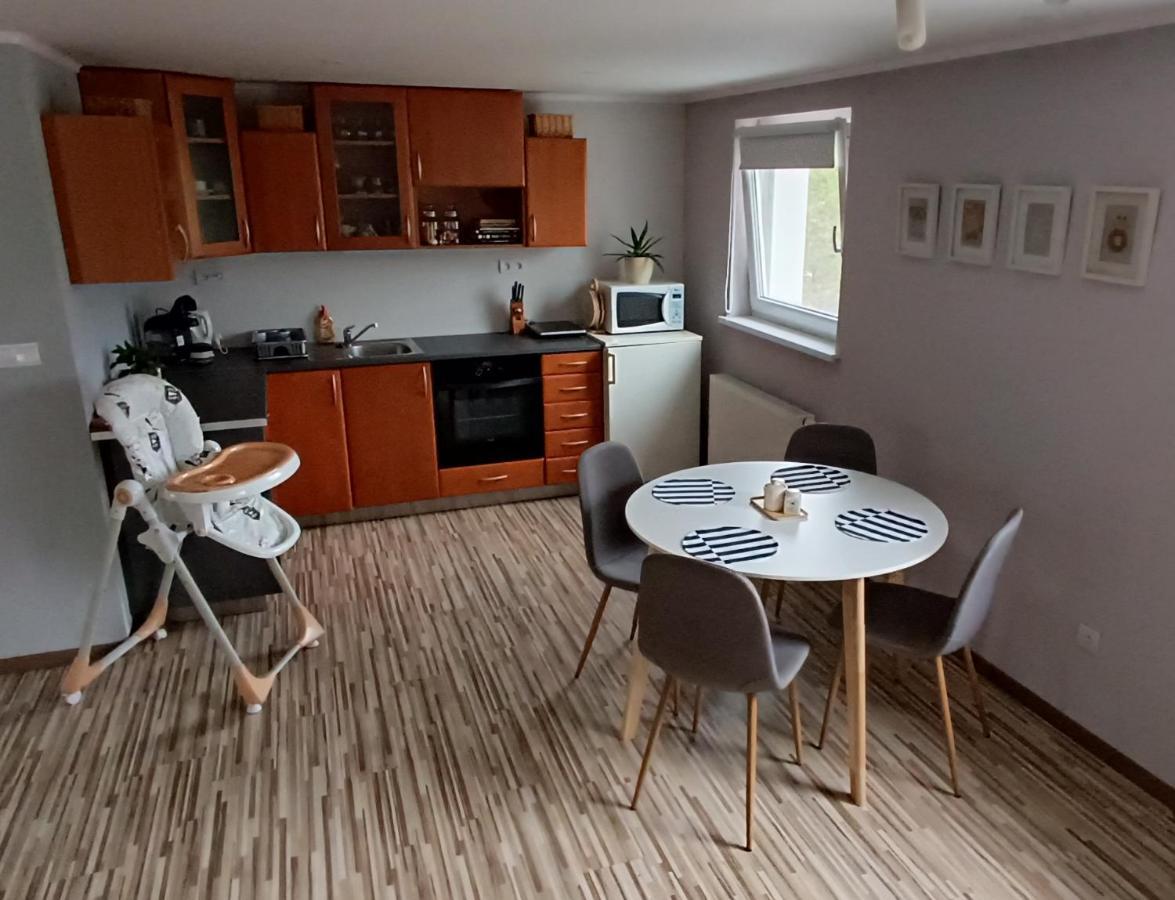 Apartman S Vyhladom Na Bojnicky Zamok Bojnice Luaran gambar